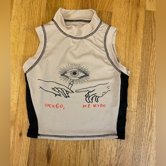 Crop top - Picture 1 of 1
